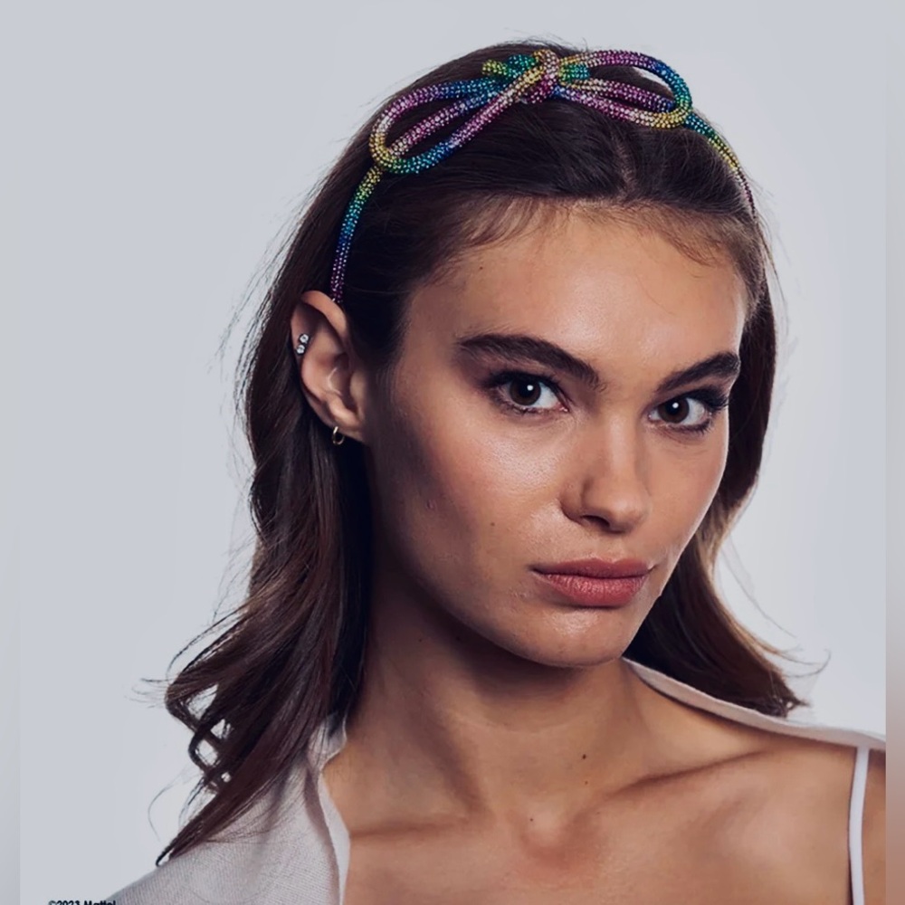 NWT Carolyn Rowan X Barbie Swarovski Crystal Bow Rainbow Headband O/S